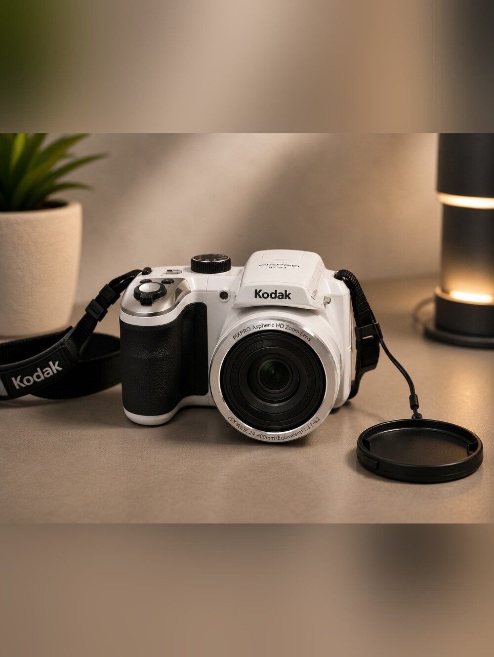 🫛Kodak PIXPRO AZ251 Digital Camera – White – Working Condition